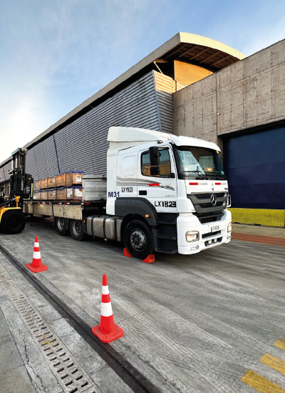foto-logistica@4x